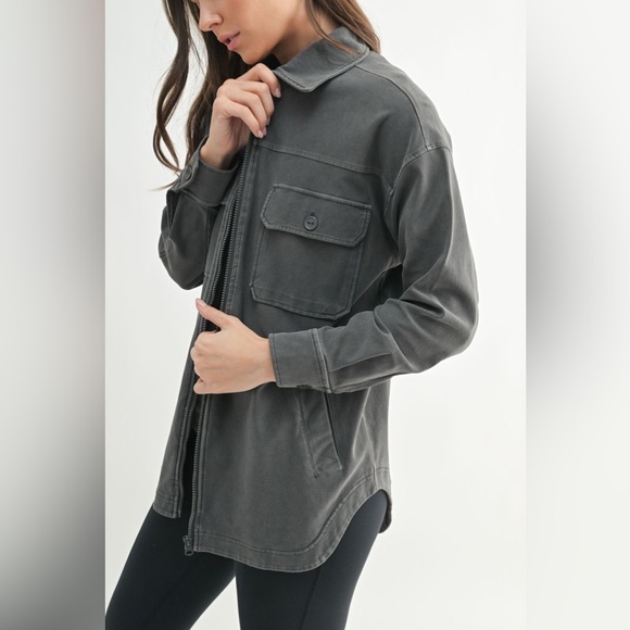 Oversized Full Zip Cargo Pockets Grey Twill Shacket - Picture 4 of 5